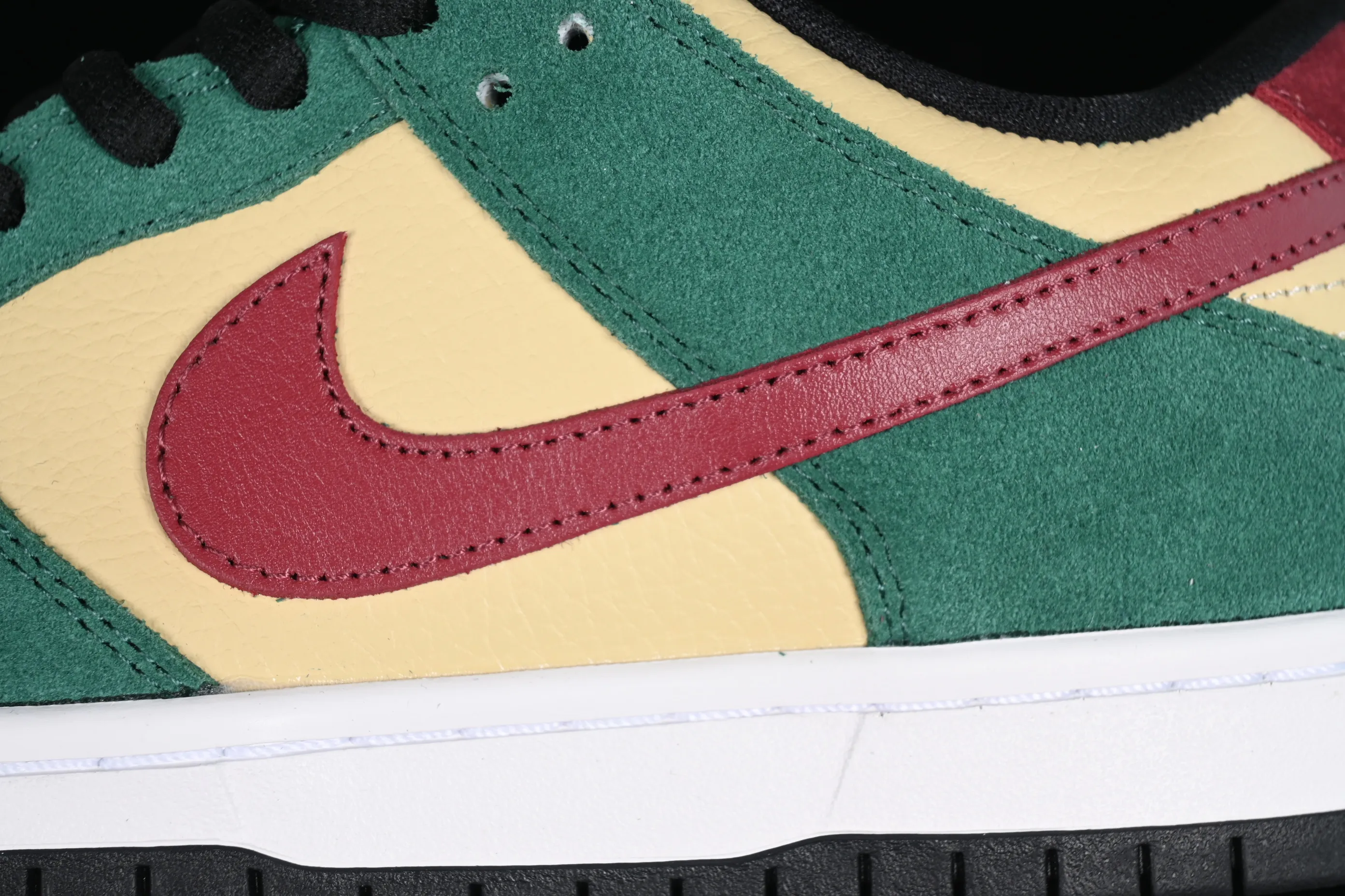 All categories Nk SB Dunk series Nk SB Dunk Low low-top sneakers Nk SB Dunk Low Pro SB smashed backboard fashion casual sneakers 304292-700